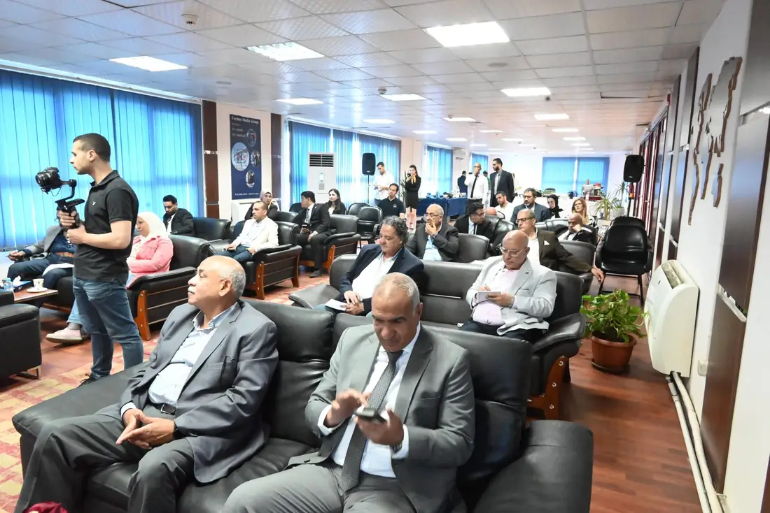 زيارة حكومية وتكريم بمقر TMG