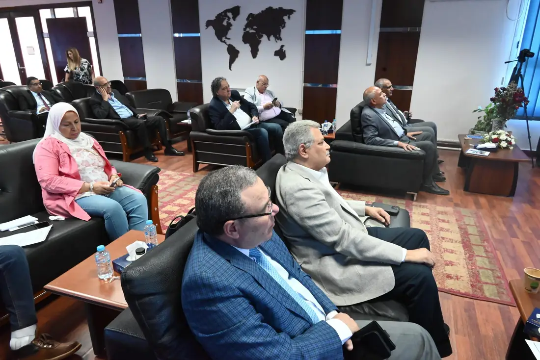زيارة حكومية وتكريم بمقر TMG
